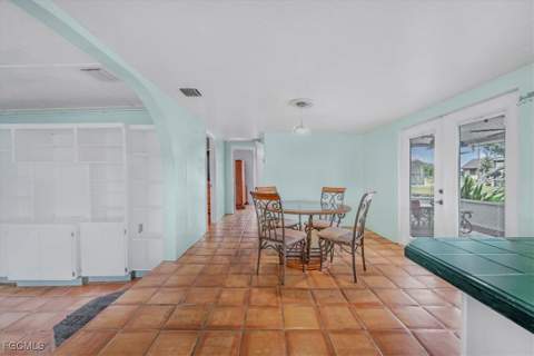 1083 Sunset Strip, Moore Haven FL - photo 14 of 48