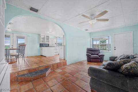 1083 Sunset Strip, Moore Haven FL - photo 8 of 48