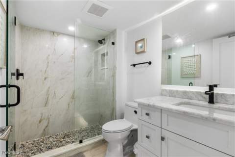 2800 Gulf Shore Blvd N 100, Naples FL - photo 7 of 12