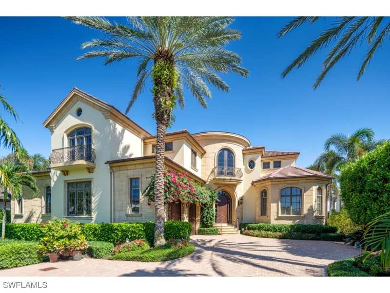 4 bedroom SingleFamilyResidence at 1979 4th St S, Aqualane Shores, Naples — photo 1