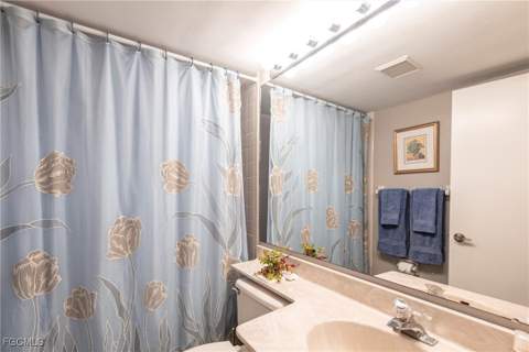 5665 Trailwinds Dr 615, Fort Myers FL - photo 10 of 27
