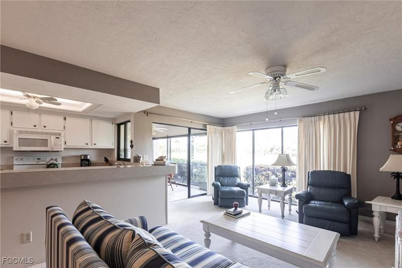 3 bedroom Condominium at 5665 Trailwinds Dr 615, Baltusrol Village, Fort Myers — photo 3