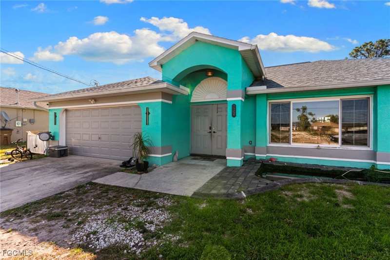 3 bedroom SingleFamilyResidence at 1532 NE 34th Ln, Cape Coral, Cape Coral — photo 1
