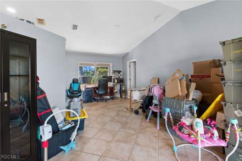 1532 NE 34th Ln, Cape Coral FL - photo 10 of 30