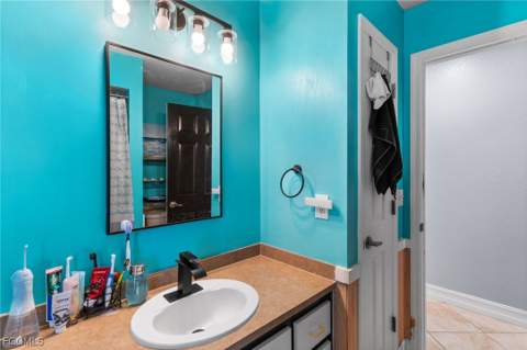 1532 NE 34th Ln, Cape Coral FL - photo 16 of 30