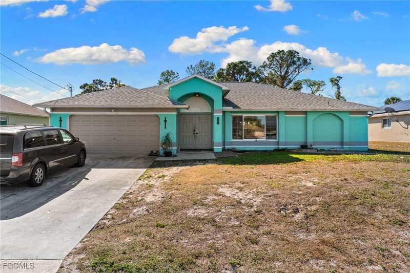 3 bedroom SingleFamilyResidence at 1532 NE 34th Ln, Cape Coral, Cape Coral — photo 2