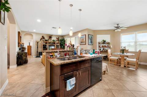 1629 SW 2nd Ter, Cape Coral FL - photo 14 of 24