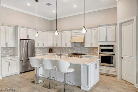9574 Everglades Dr, Naples FL - photo 11 of 46