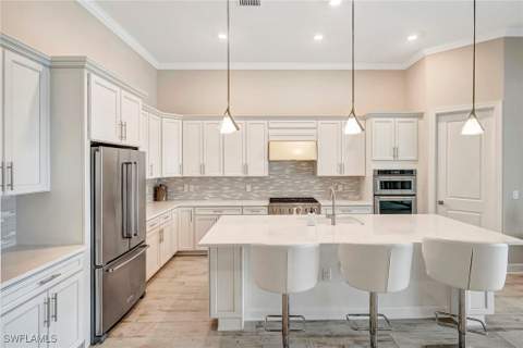 9574 Everglades Dr, Naples FL - photo 13 of 46