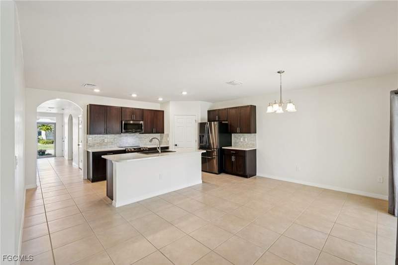 4 bedroom SingleFamilyResidence at 2188 Pigeon Plum Way, Magnolia Landing, North Fort Myers — photo 5