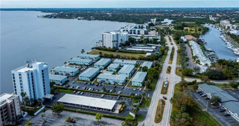 3324 N Key Dr 8, North Fort Myers FL - photo 9 of 50