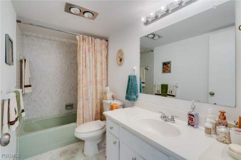 1505 Myerlee Country Club Blvd 2V, Fort Myers FL - photo 18 of 35