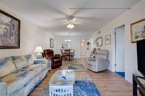 1505 Myerlee Country Club Blvd 2V, Fort Myers FL - photo 7 of 35