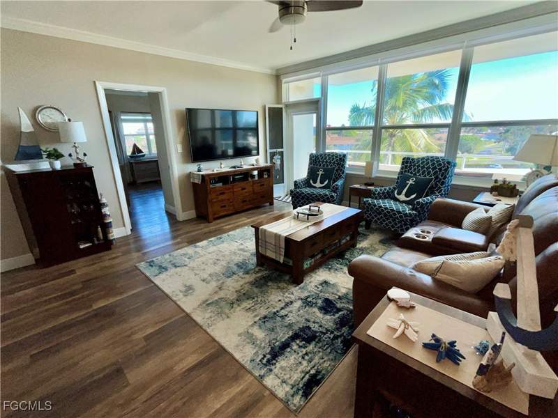 2 bedroom Condominium at 220 Seaview Ct 504, Sunset House, Marco Island — photo 3
