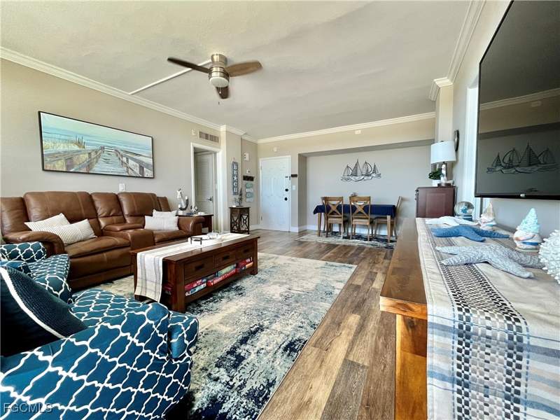 2 bedroom Condominium at 220 Seaview Ct 504, Sunset House, Marco Island — photo 5