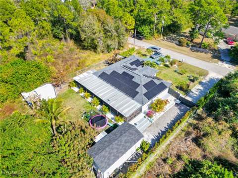 1113 McKinley Ave, Lehigh Acres FL - photo 10 of 39