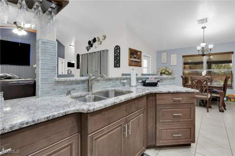 1113 McKinley Ave, Lehigh Acres FL - photo 20 of 39