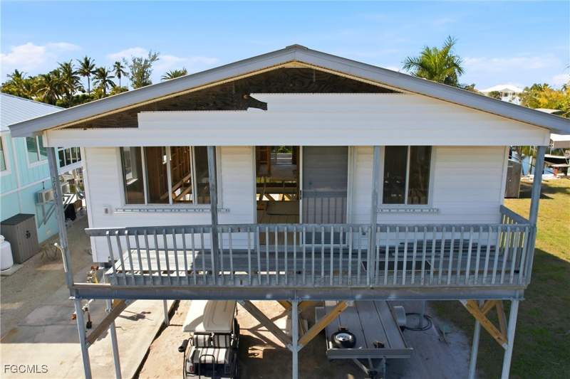2 bedroom SingleFamilyResidence at 2661 Bamboo St, St James City, St James City — photo 3