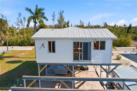 2661 Bamboo St, St James City FL - photo 8 of 20