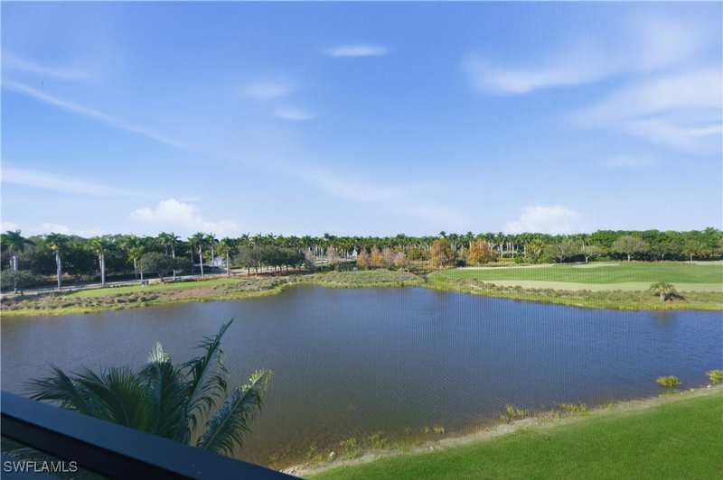 3 bedroom Condominium at 2555 Marquesa Royale Ln 1-302, Marquesa Royale, Naples — photo 1