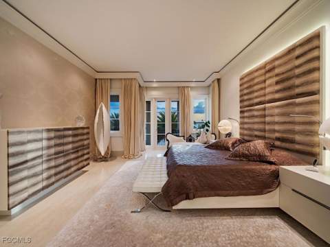 1240 Coconut Dr, Fort Myers FL - photo 15 of 50