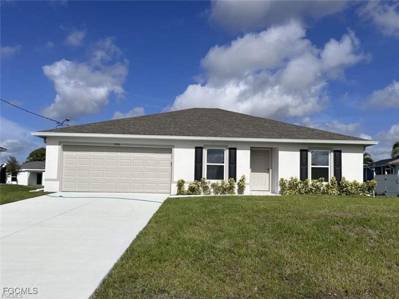 3 bedroom SingleFamilyResidence at 3206 NE 14th PL, CAPE CORAL, Cape Coral — photo 1