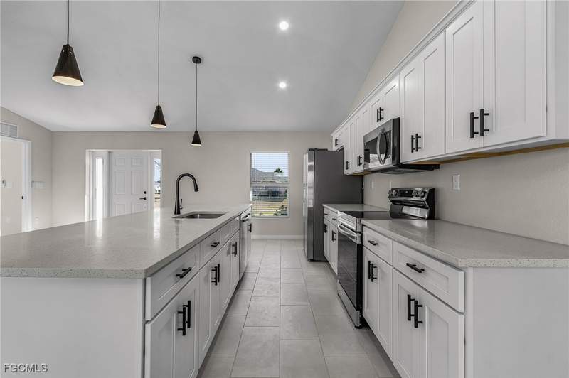 4 bedroom SingleFamilyResidence at 2003 NE 27th St, Cape Coral, Cape Coral — photo 5