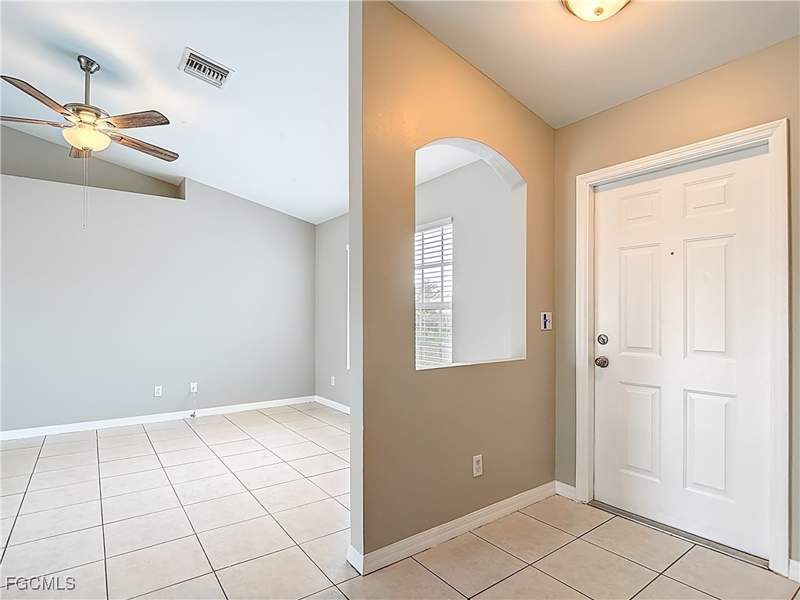3 bedroom SingleFamilyResidence at 4034 29th St SW, Lehigh Acres, Lehigh Acres — photo 3
