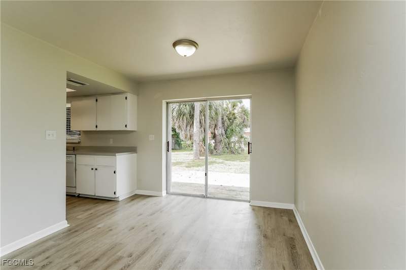 3 bedroom SingleFamilyResidence at 19116 Coconut Rd, San Carlos Park, Fort Myers — photo 5