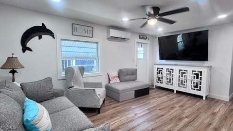 5524 Ben Franklin Ln, North Fort Myers FL - photo 6 of 42
