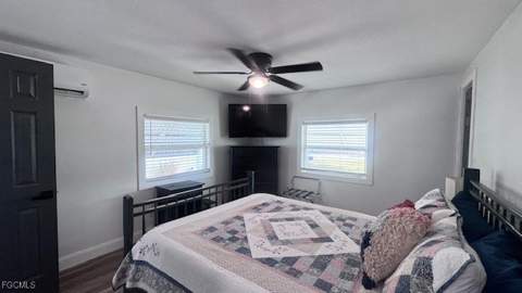 5524 Ben Franklin Ln, North Fort Myers FL - photo 9 of 42