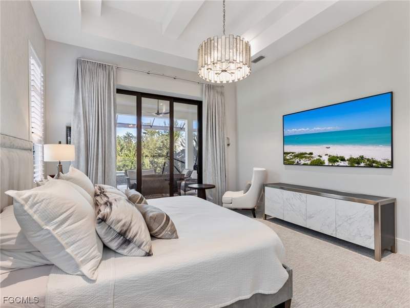 5 bedroom SingleFamilyResidence at 15801 Chatfield DR, ST. CHARLES HARBOUR, Fort Myers — photo 5