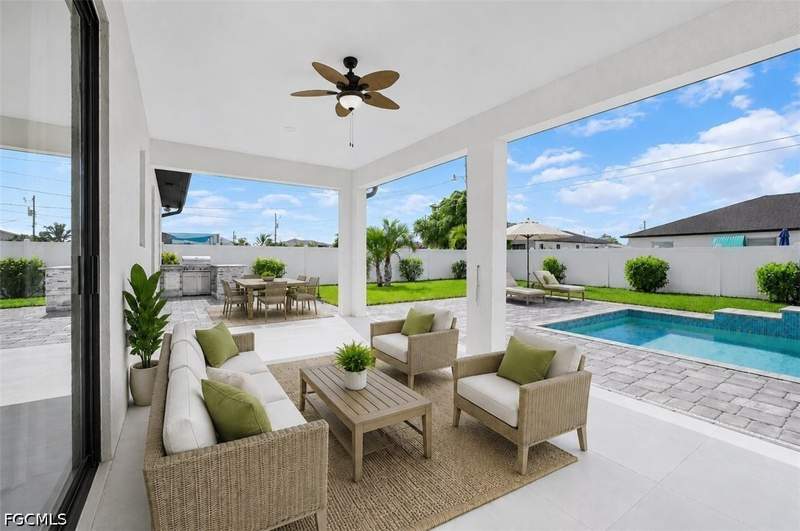 3 bedroom SingleFamilyResidence at 1114 NE 7th Ave, Cape Coral, Cape Coral — photo 3