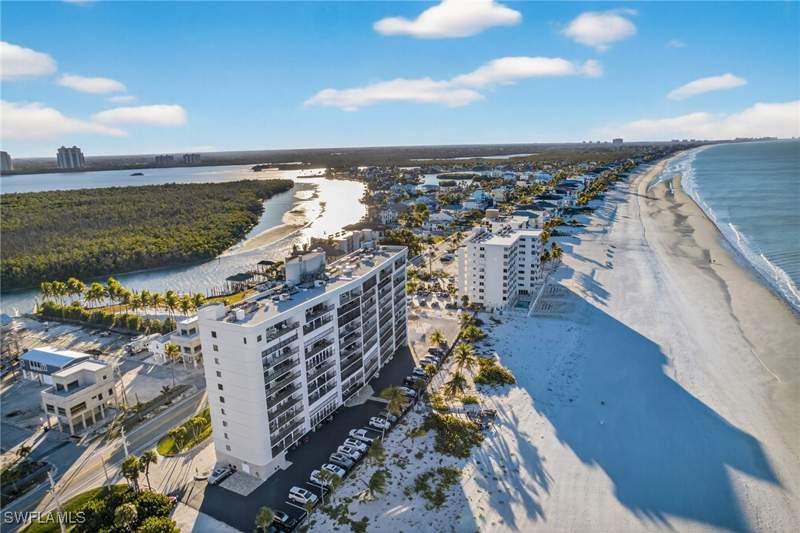 2 bedroom Condominium at 26300 Hickory Blvd 1005, Ambassador Condo, Bonita Springs — photo 5