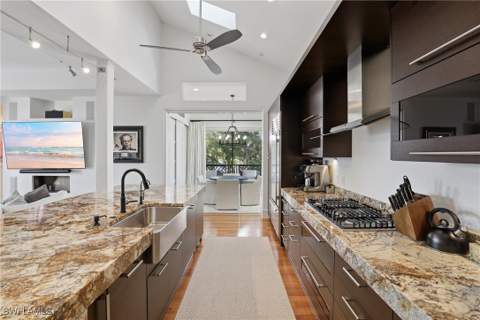 340 12th Ave S 6, Naples FL - photo 15 of 50