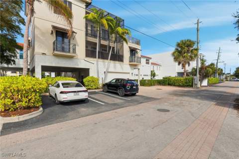 340 12th Ave S 6, Naples FL - photo 7 of 50