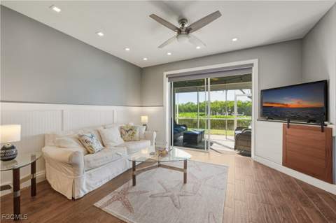 230 Newport Dr 602, Naples FL - photo 9 of 36