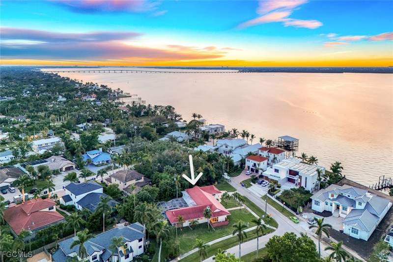 4 bedroom SingleFamilyResidence at 2943 Valencia Way, Valencia Terrace, Fort Myers — photo 4