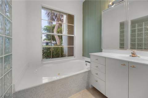 1580 Argyle Dr, Fort Myers FL - photo 24 of 46