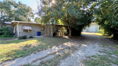 253 W Mariana Ave, North Fort Myers FL - photo 21 of 23