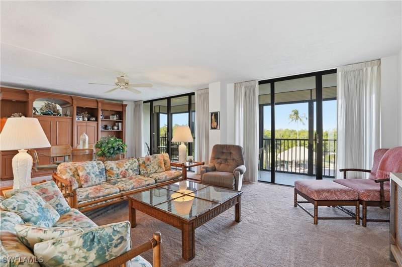 3 bedroom Condominium at 11 Bluebill Ave 203, Vanderbilt Surf Colony, Naples — photo 3