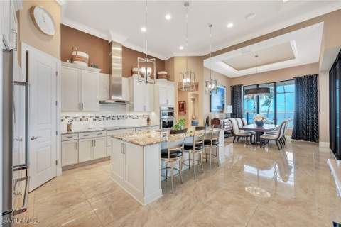 9087 Breakwater Dr, Naples FL - photo 12 of 50