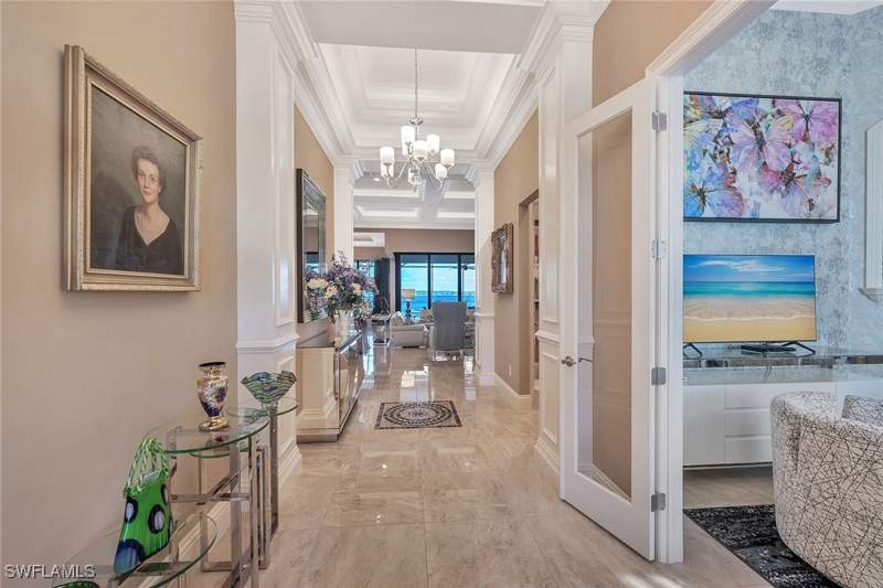 5 bedroom SingleFamilyResidence at 9087 Breakwater Dr, South Shore Estates, Naples — photo 3