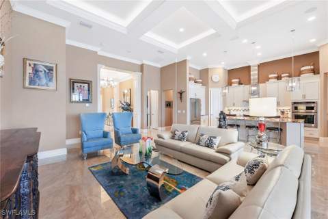 9087 Breakwater Dr, Naples FL - photo 9 of 50
