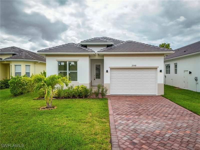 4 bedroom SingleFamilyResidence at 2548 Linda Dr, Linda Park, Naples — photo 1