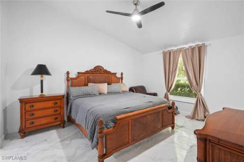 3141 Carriage Cir, Naples FL - photo 22 of 33