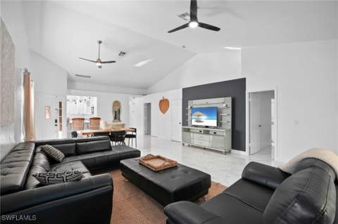3141 Carriage Cir, Naples FL - photo 7 of 33
