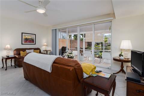 5353 Cove Cir, Naples FL - photo 19 of 42