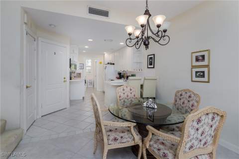 5353 Cove Cir, Naples FL - photo 22 of 42