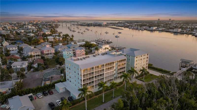 2 bedroom Condominium at 345 Mango St 604, Sea Grape Bay Condo, Fort Myers Beach — photo 1